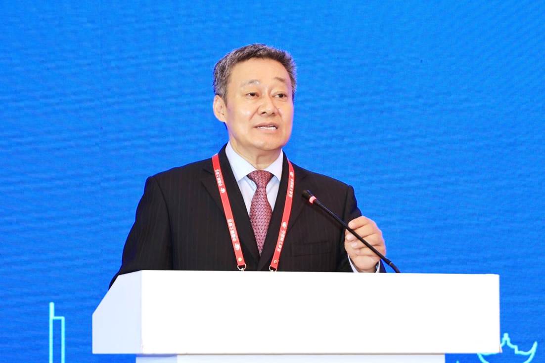 杨占峰